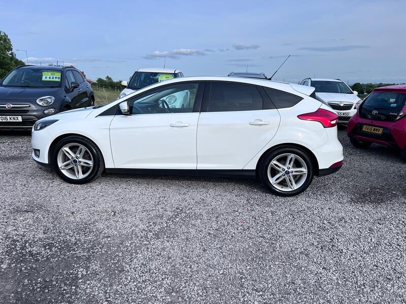 FORD FOCUS