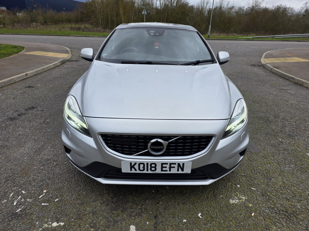 2018 Volvo V40
